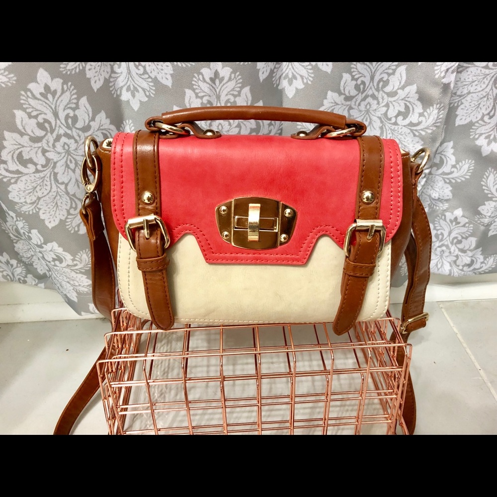 Love Culture Cross Body Purse